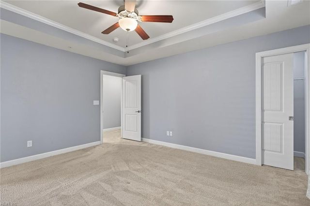 718 Albertine CT # 14A, Chesapeake, VA 23320