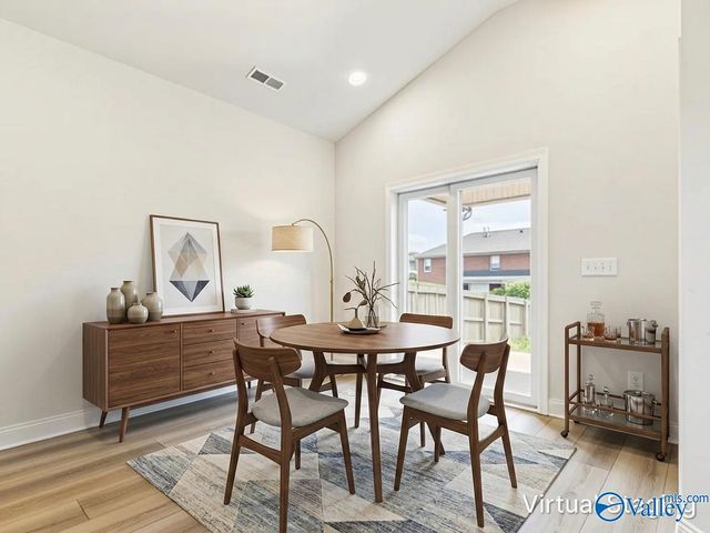 8207 NW Stone Mill Drive 8207, Huntsville, AL 35806