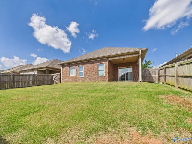 8207 NW Stone Mill Drive 8207, Huntsville, AL 35806