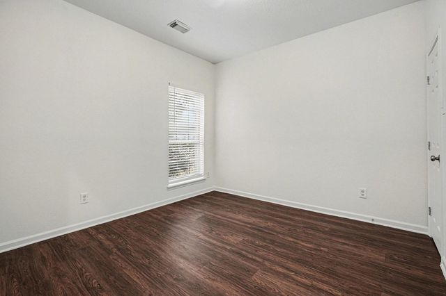 1601 Oak Place Court, Pearland, TX 77581