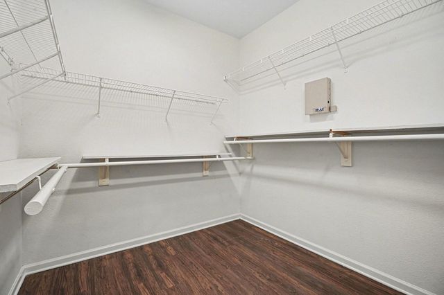 1601 Oak Place Court, Pearland, TX 77581