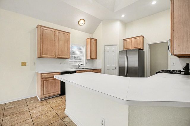 1601 Oak Place Court, Pearland, TX 77581