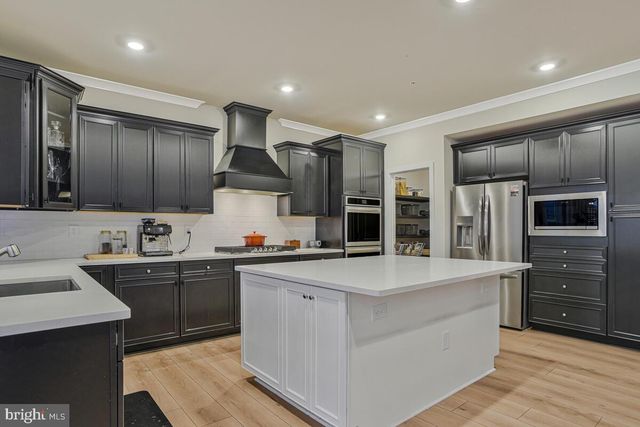 2865 BRIDGEWATER DR, Bryans Road, MD 20616