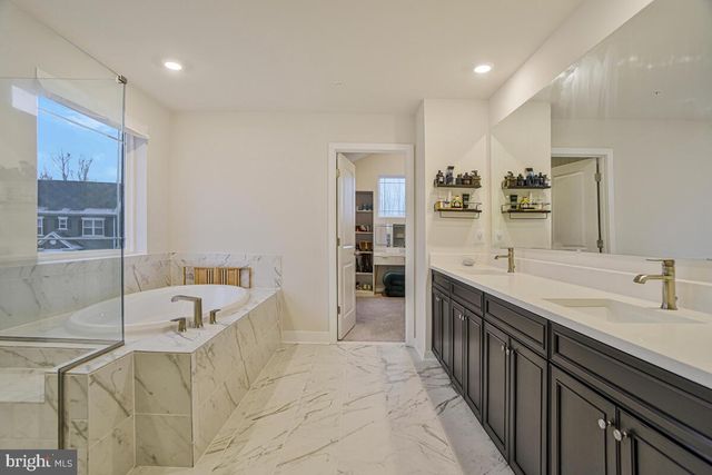 2865 BRIDGEWATER DR, Bryans Road, MD 20616