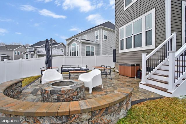 2865 BRIDGEWATER DR, Bryans Road, MD 20616