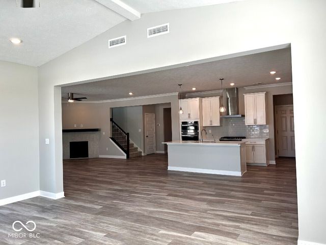 11940 Springtide Lane, Fishers, IN 46037