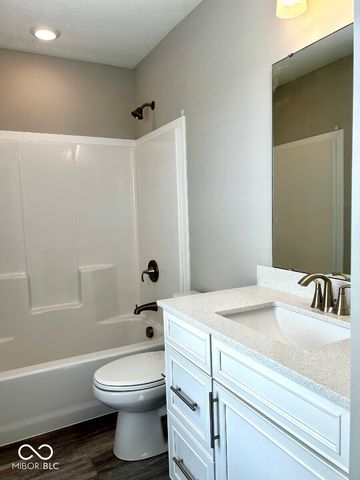 11940 Springtide Lane, Fishers, IN 46037