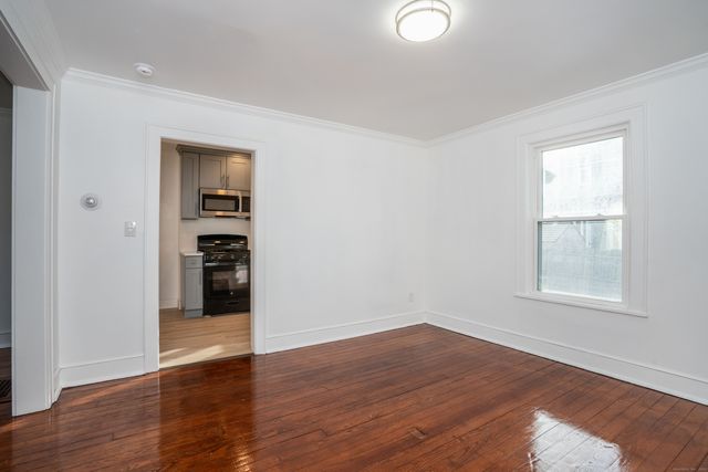 57 Washington Circle, West Hartford, CT 06119