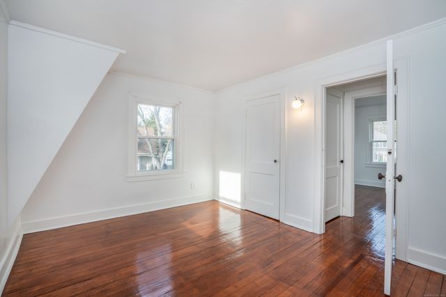 57 Washington Circle, West Hartford, CT 06119