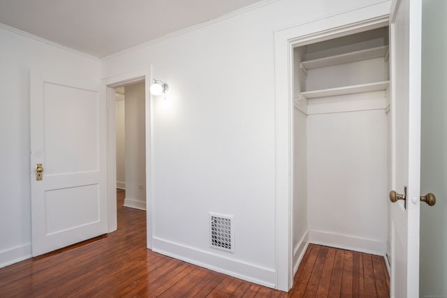 57 Washington Circle, West Hartford, CT 06119