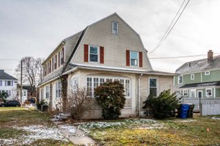 57 Washington Circle, West Hartford, CT 06119