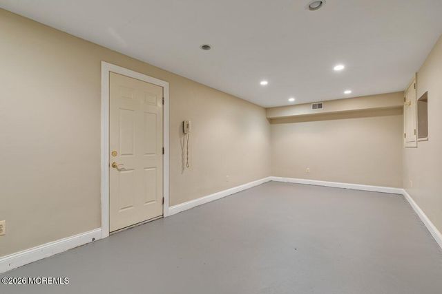 48 Ravine Drive, Matawan, NJ 07747