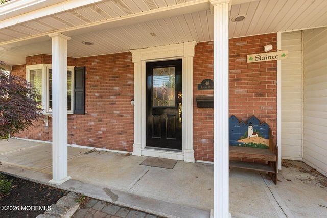48 Ravine Drive, Matawan, NJ 07747