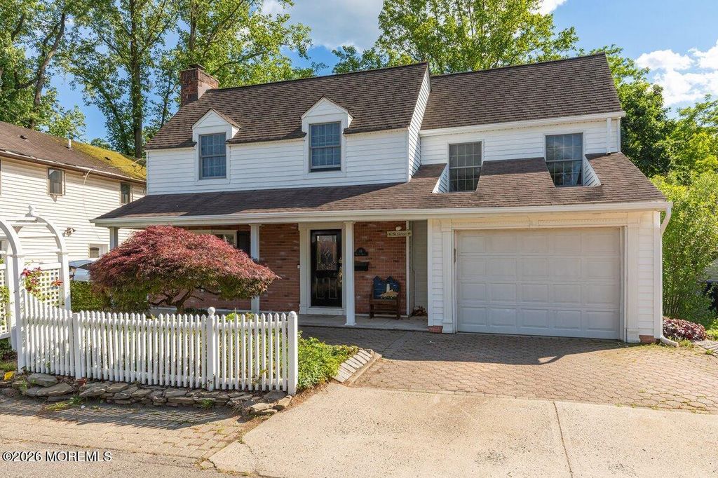 48 Ravine Drive, Matawan, NJ 07747