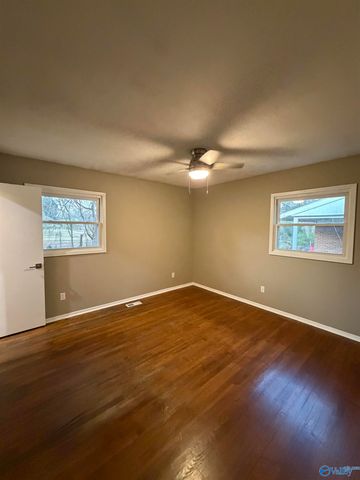 3010 Turf Avenue NW, Huntsville, AL 35816