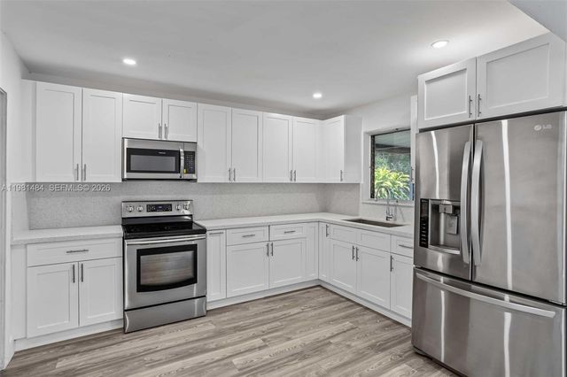 2517 Polk St, Hollywood, FL 33020