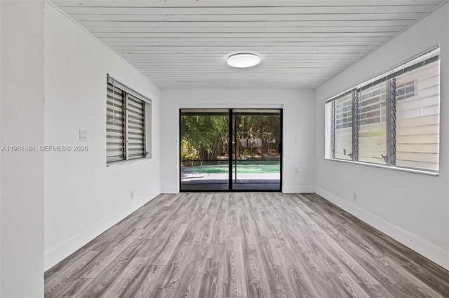 2517 Polk St, Hollywood, FL 33020