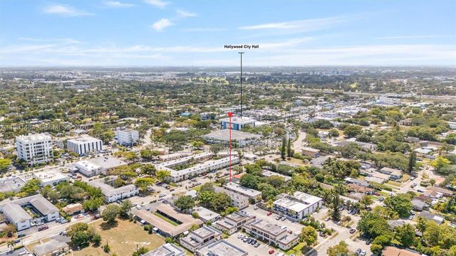 2517 Polk St, Hollywood, FL 33020