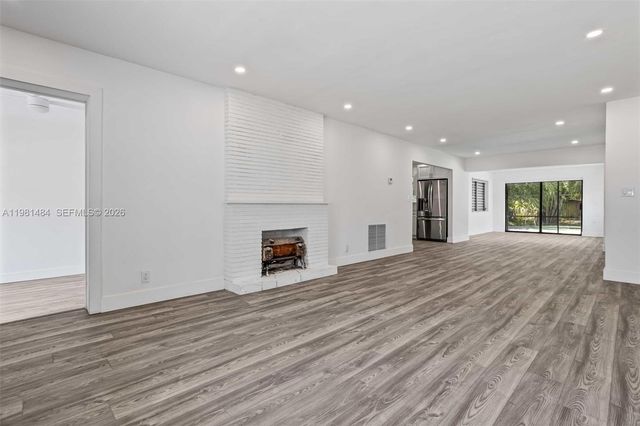 2517 Polk St, Hollywood, FL 33020