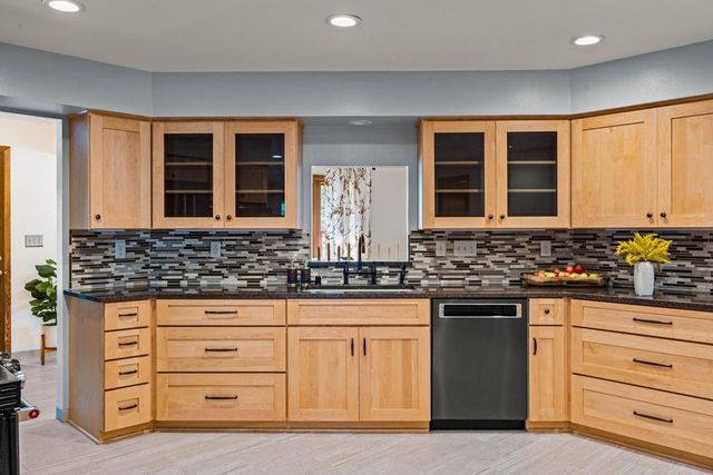 5554 S 25th STREET, Milwaukee, WI 53221