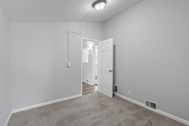 3726 Fremont Avenue N, Minneapolis, MN 55412