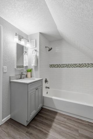 3726 Fremont Avenue N, Minneapolis, MN 55412