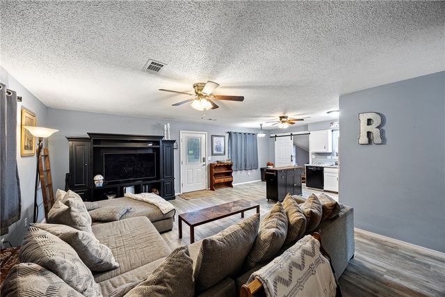 227 W Tucker Road, Pottsville, AR 72858