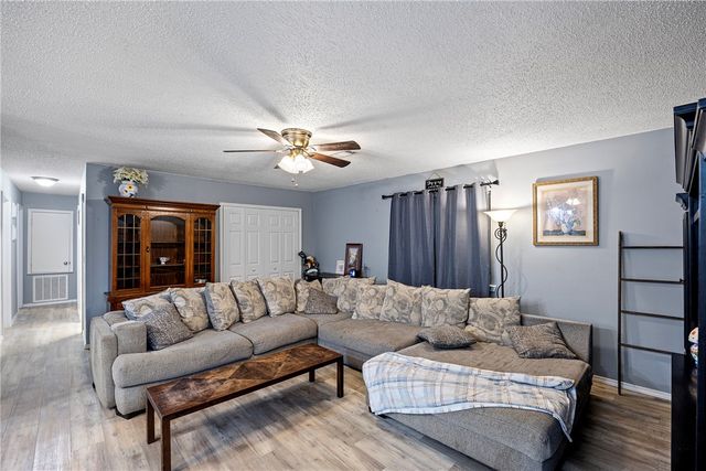 227 W Tucker Road, Pottsville, AR 72858