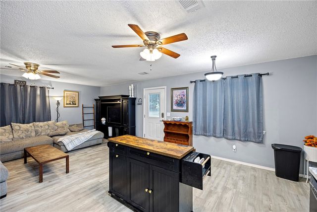 227 W Tucker Road, Pottsville, AR 72858
