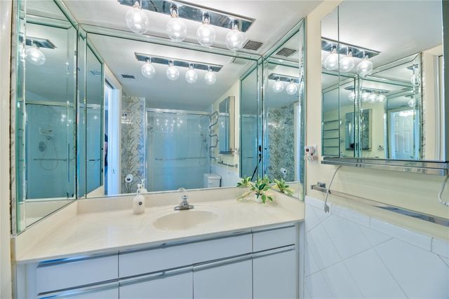 1021 Hillsboro Mile G1, Hillsboro Beach, FL 33062