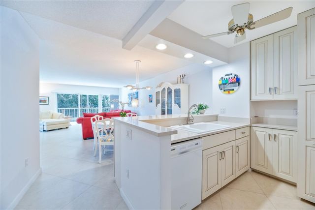 1021 Hillsboro Mile G1, Hillsboro Beach, FL 33062