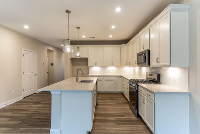 853 Amesbury Drive Street, Florence, KY 41042