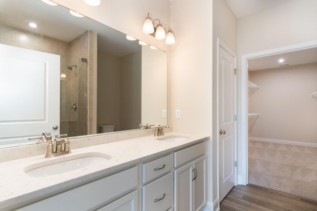 853 Amesbury Drive Street, Florence, KY 41042