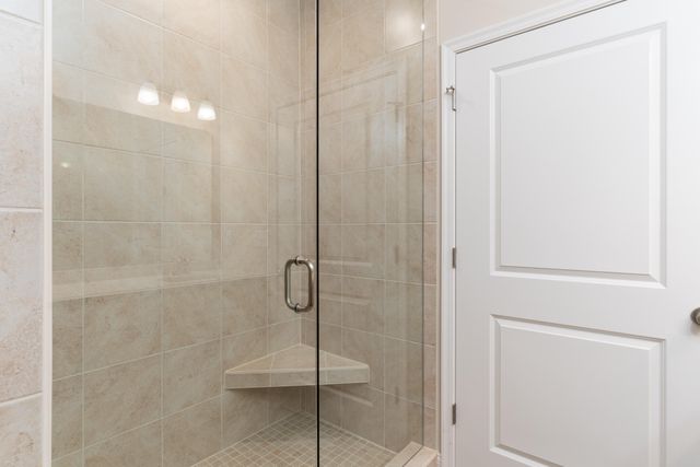 853 Amesbury Drive Street, Florence, KY 41042