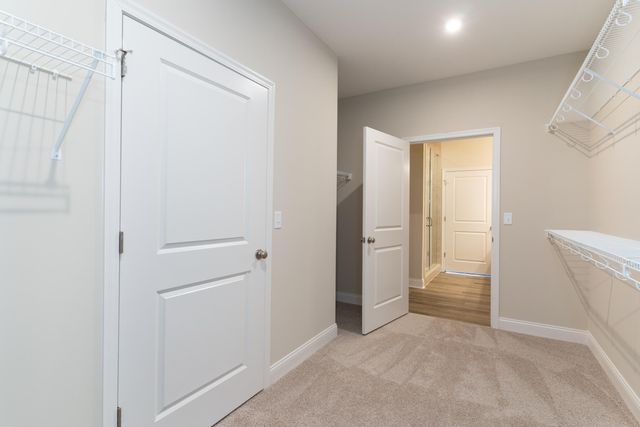 853 Amesbury Drive Street, Florence, KY 41042