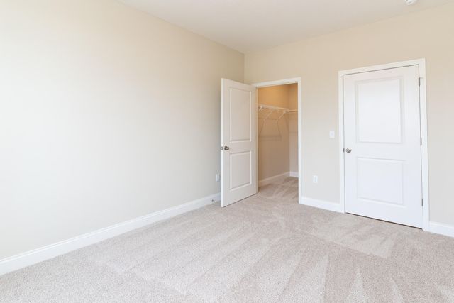 853 Amesbury Drive Street, Florence, KY 41042