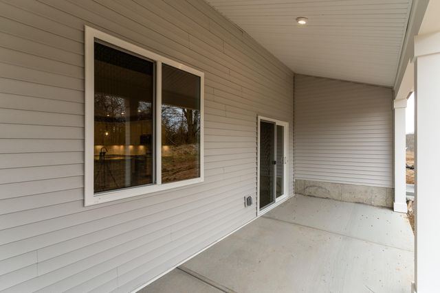 853 Amesbury Drive Street, Florence, KY 41042