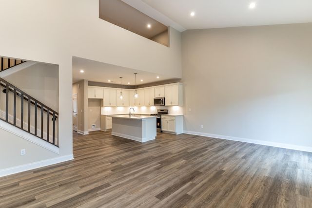 853 Amesbury Drive Street, Florence, KY 41042