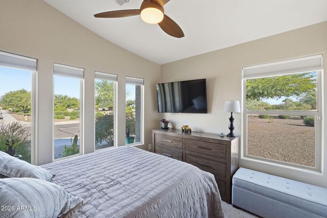 2829 E PARK VIEW Lane, Phoenix, AZ 85024