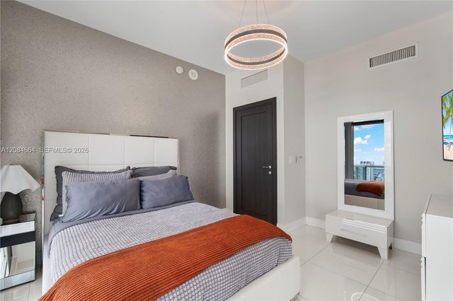 244 Biscayne Boulevard PH4908, Miami, FL 33132