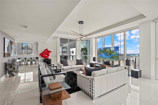 244 Biscayne Boulevard PH4908, Miami, FL 33132