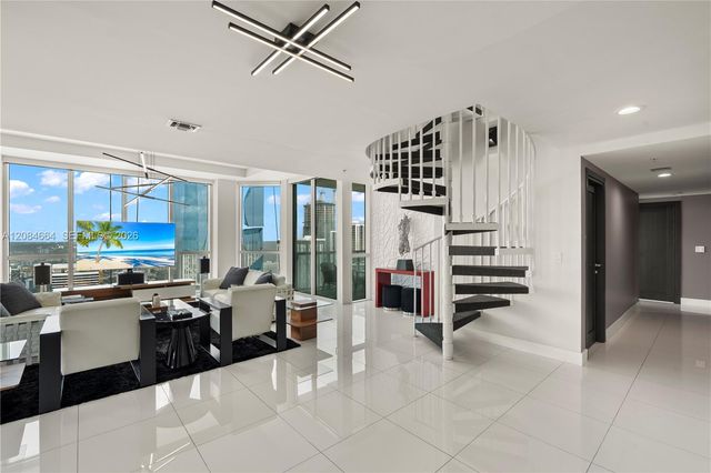 244 Biscayne Boulevard PH4908, Miami, FL 33132