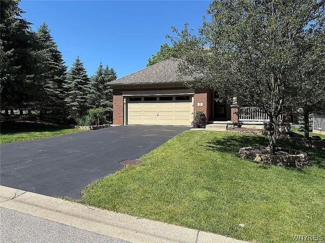 2 South Shore Drive, Elma, NY 14059