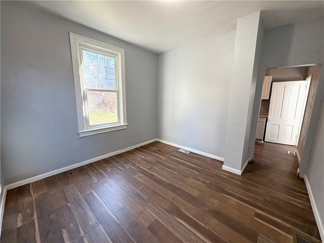 1020 Lakewood Ave, Elliott, PA 15220