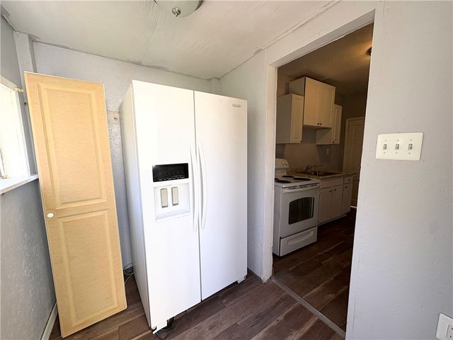 1020 Lakewood Ave, Elliott, PA 15220