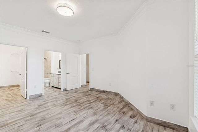 17932 VILLA CREEK DRIVE, Tampa, FL 33647