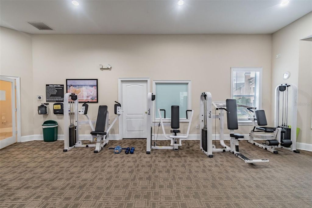 Image 64 of property listing at 17932 VILLA CREEK DRIVE, Tampa, FL 33647