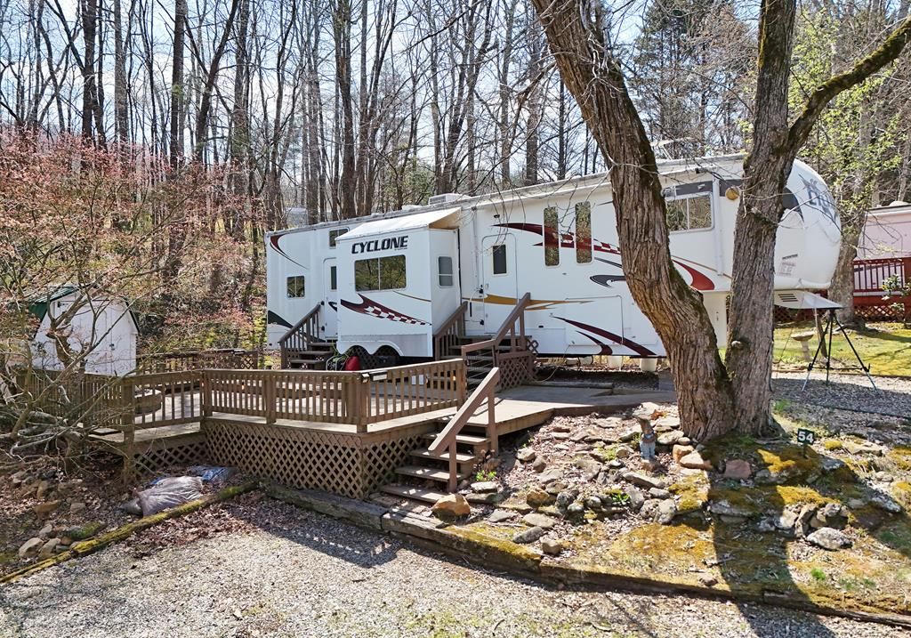 268 Choestoe Valley Lane, Blairsville, GA 30512