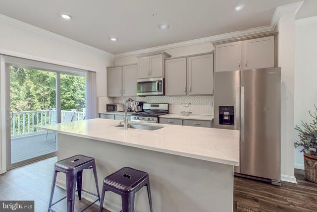 8372 DIETER DR, Rosedale, MD 21237