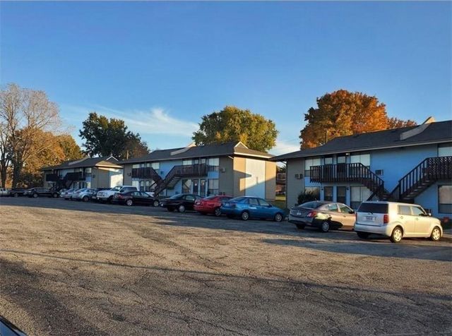S Swope Drive, Independence, MO 64057